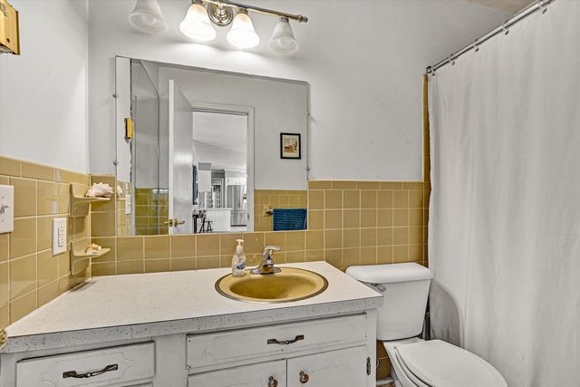 226 Magnolia LN, Callaway, VA 24067