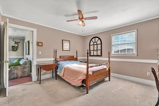 226 Magnolia LN, Callaway, VA 24067