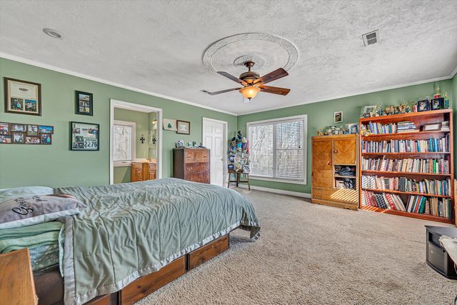 226 Magnolia LN, Callaway, VA 24067