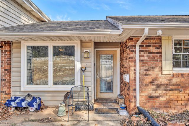 226 Magnolia LN, Callaway, VA 24067