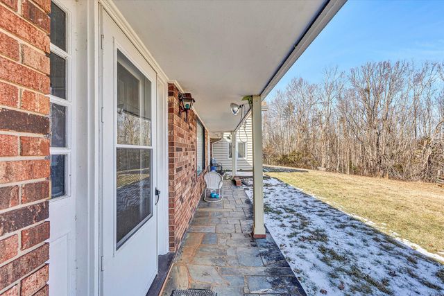 226 Magnolia LN, Callaway, VA 24067