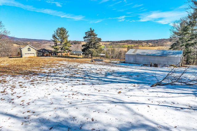 226 Magnolia LN, Callaway, VA 24067