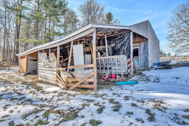 226 Magnolia LN, Callaway, VA 24067