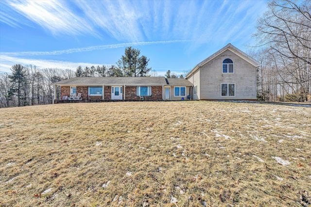 226 Magnolia LN, Callaway, VA 24067