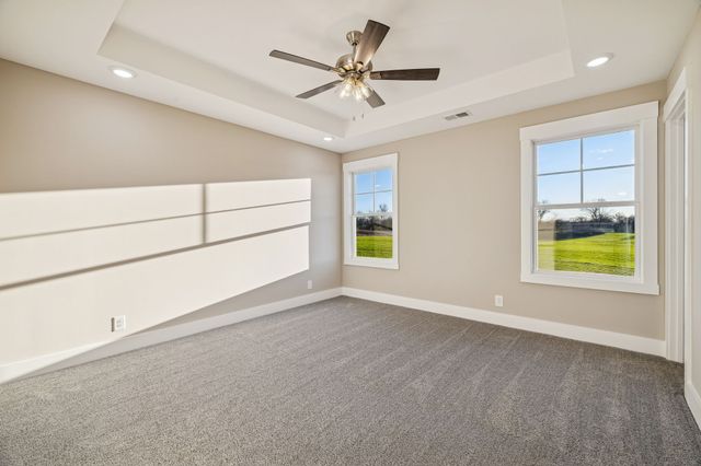 357 Hugh Hunter Road, Oak Grove, KY 42262