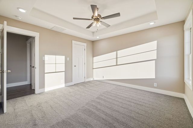 357 Hugh Hunter Road, Oak Grove, KY 42262