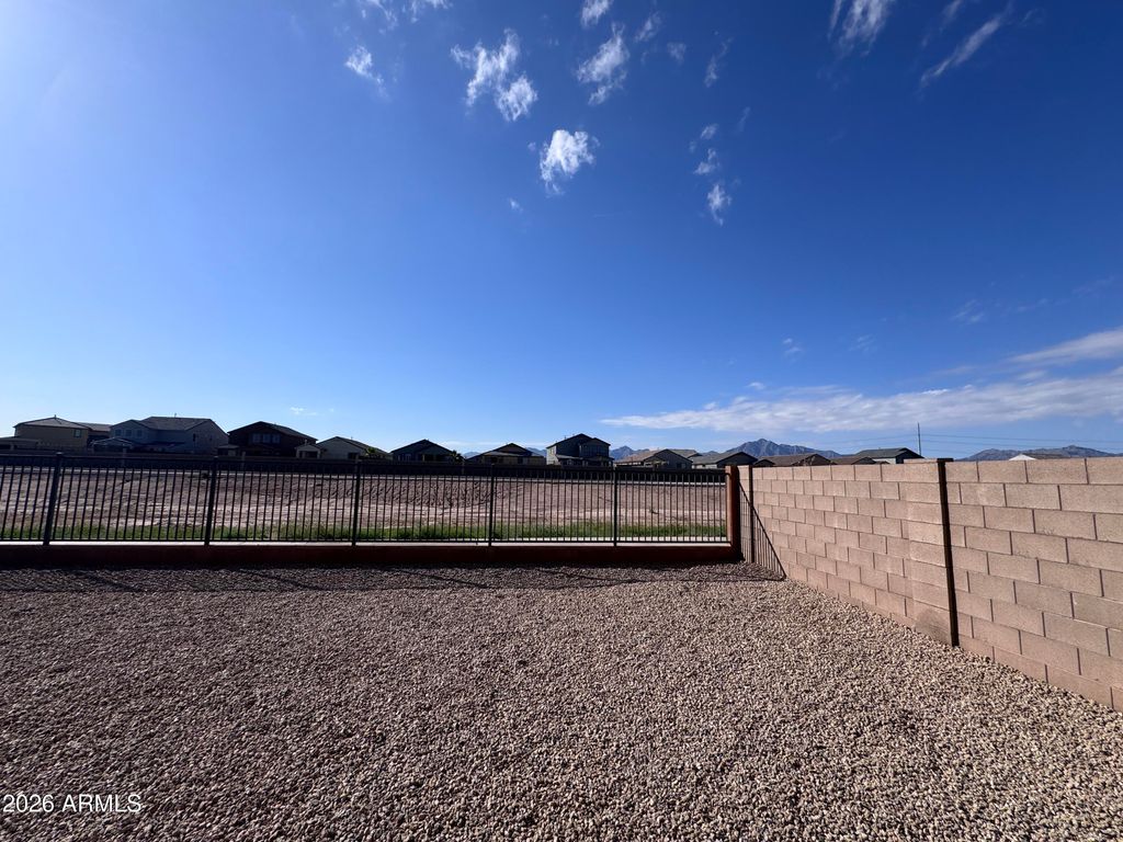 Image 11 of property listing at 7031 W ALICIA Drive, Laveen, AZ 85339