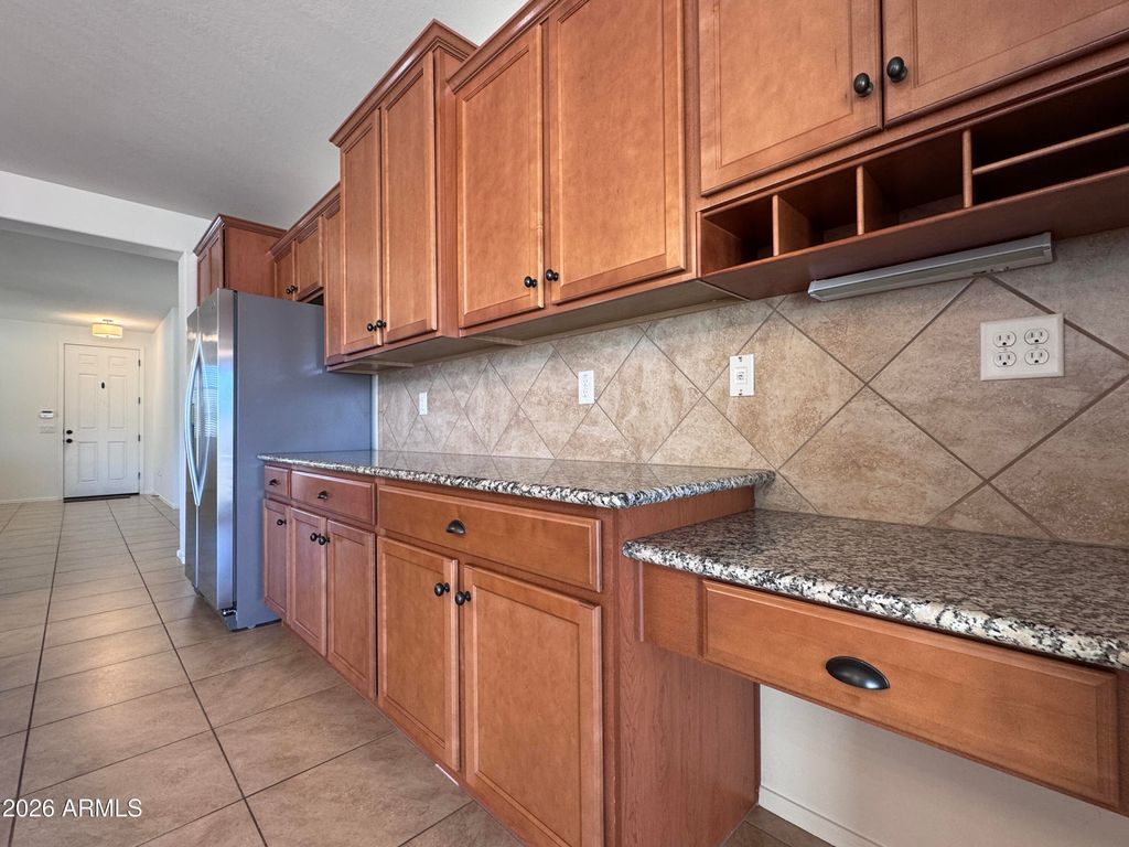 Image 5 of property listing at 7031 W ALICIA Drive, Laveen, AZ 85339