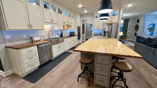 912 Lombardy Circle, Jonesboro, AR 72401