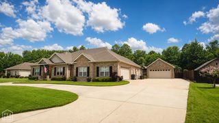 912 Lombardy Circle, Jonesboro, AR 72401