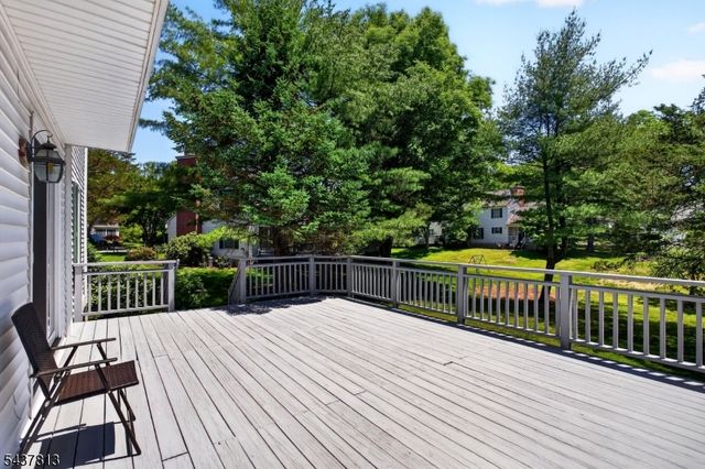 15 Hampton Ct, Bernards Twp., NJ 07920