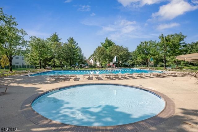 15 Hampton Ct, Bernards Twp., NJ 07920