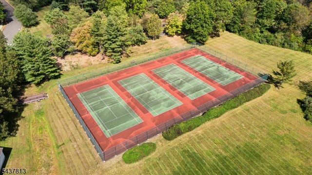 15 Hampton Ct, Bernards Twp., NJ 07920