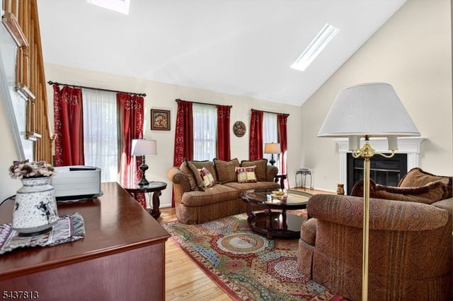 15 Hampton Ct, Bernards Twp., NJ 07920