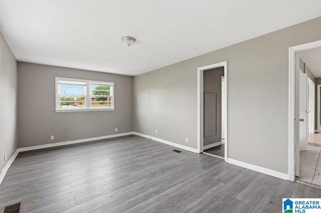 901 28TH AVENUE NE, Center Point, AL 35215