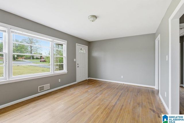 901 28TH AVENUE NE, Center Point, AL 35215