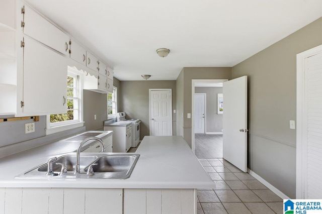 901 28TH AVENUE NE, Center Point, AL 35215