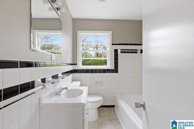 901 28TH AVENUE NE, Center Point, AL 35215