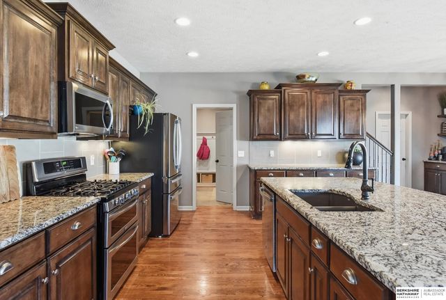 12206 Pintail Drive, Papillion, NE 68046