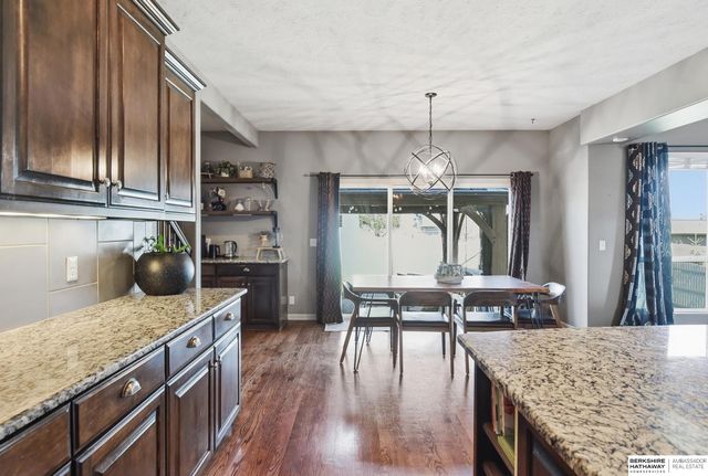 12206 Pintail Drive, Papillion, NE 68046