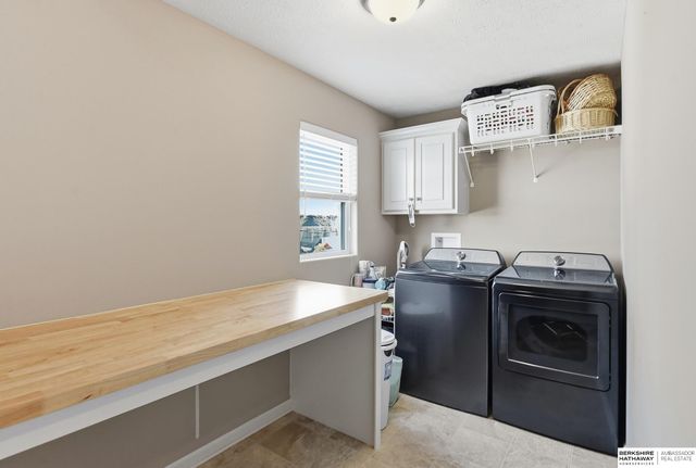 12206 Pintail Drive, Papillion, NE 68046