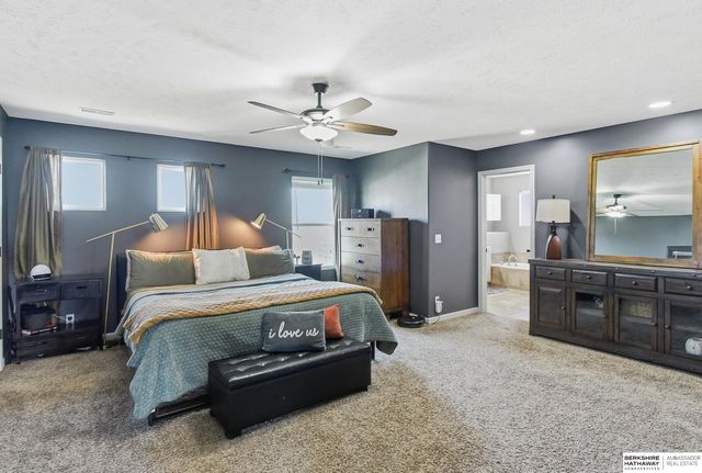 12206 Pintail Drive, Papillion, NE 68046