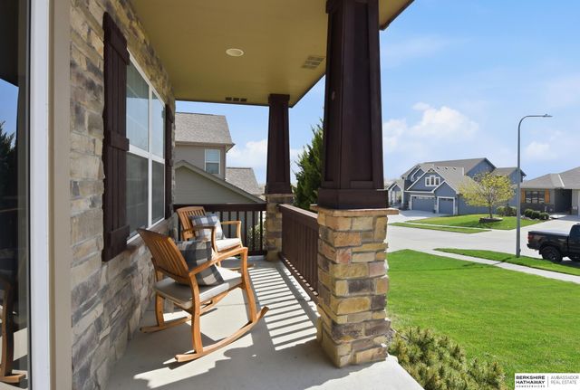 12206 Pintail Drive, Papillion, NE 68046