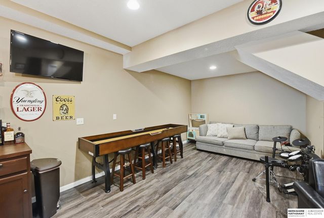 12206 Pintail Drive, Papillion, NE 68046