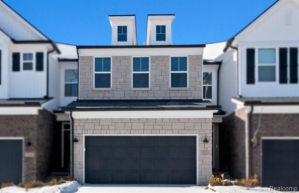 5575 E Spaniel Drive, Ann Arbor, MI 48108