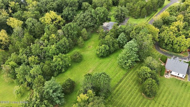 3311 Borowick Cir, La Grange, KY 40031