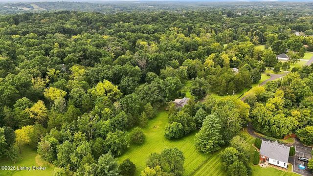 3311 Borowick Cir, La Grange, KY 40031