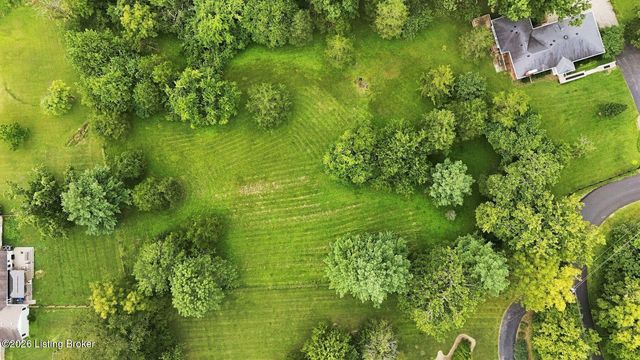 3311 Borowick Cir, La Grange, KY 40031