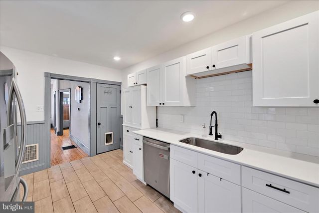 549 N PLUM ST, Lancaster, PA 17602