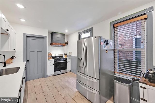 549 N PLUM ST, Lancaster, PA 17602