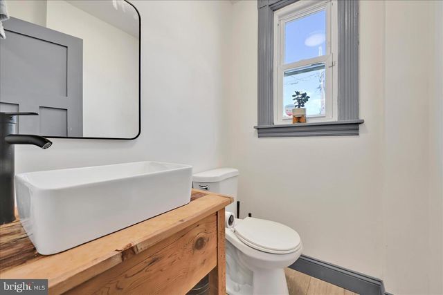 549 N PLUM ST, Lancaster, PA 17602