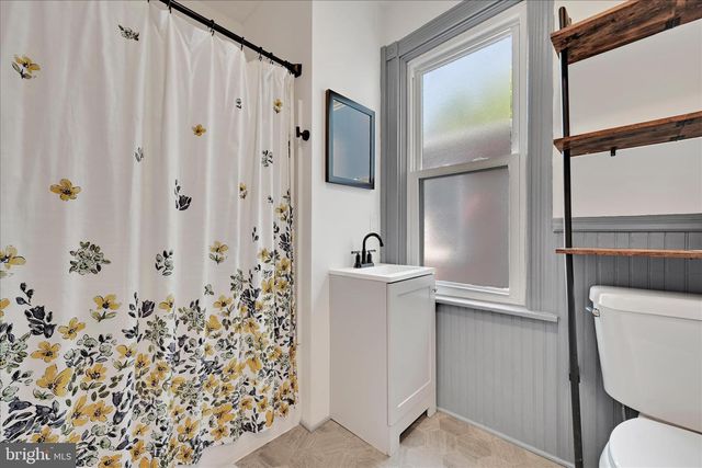 549 N PLUM ST, Lancaster, PA 17602