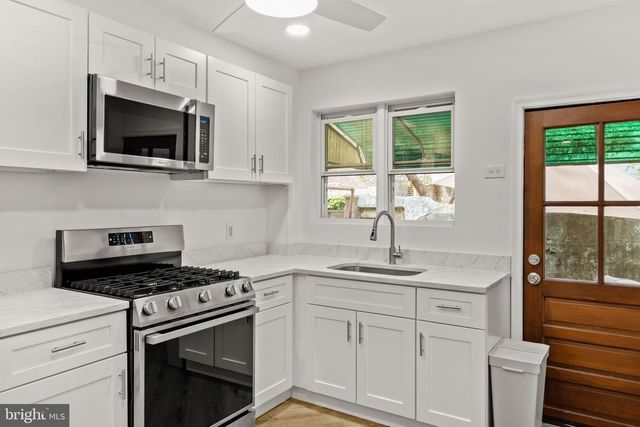 1228 LATONA ST, Philadelphia, PA 19147