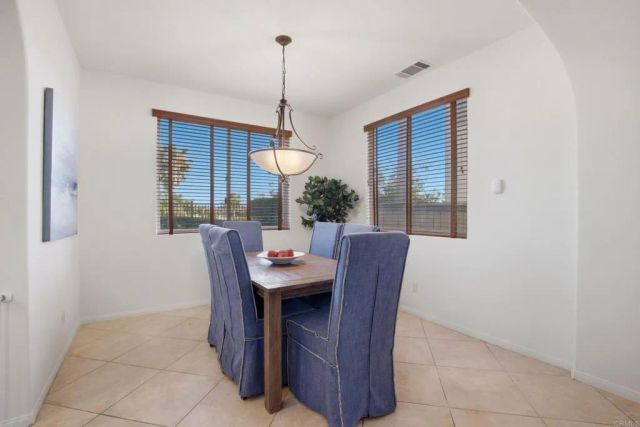 3275 Rancho Famosa, Carlsbad, CA 92009