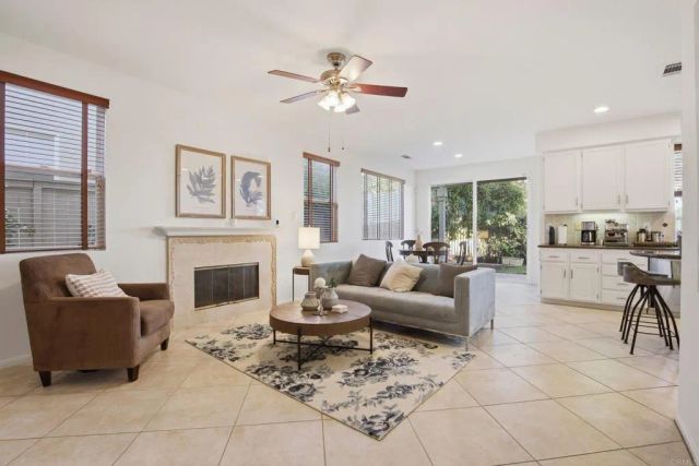 3275 Rancho Famosa, Carlsbad, CA 92009