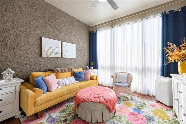 16653 W 168th Court, Olathe, KS 66062