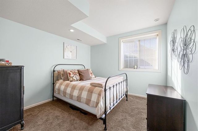 16653 W 168th Court, Olathe, KS 66062