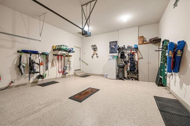 16653 W 168th Court, Olathe, KS 66062