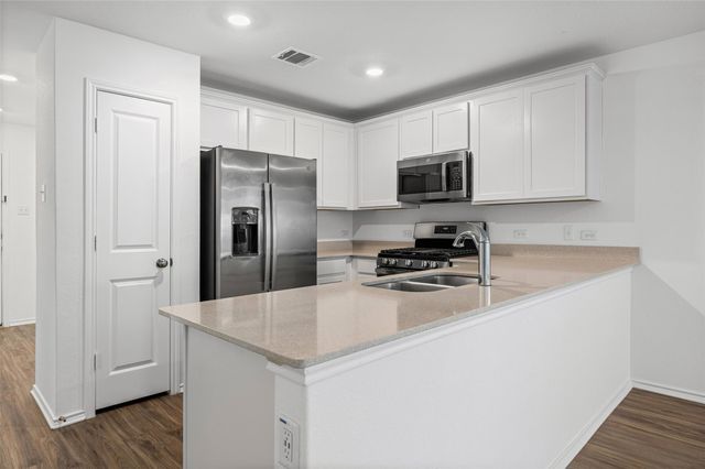 364 Gabbro GDNS, Maxwell, TX 78656