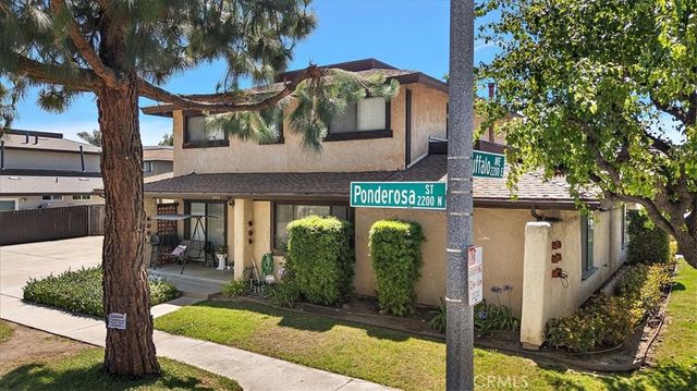 2210 E Buffalo, Santa Ana, CA 92705