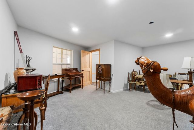 554 Homestead Hollow, Careywood, ID 83809
