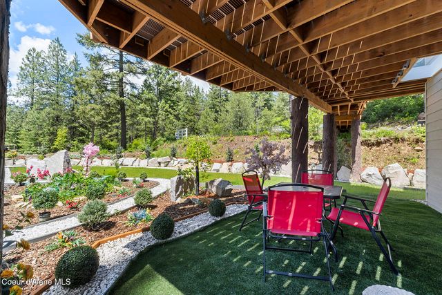 554 Homestead Hollow, Careywood, ID 83809