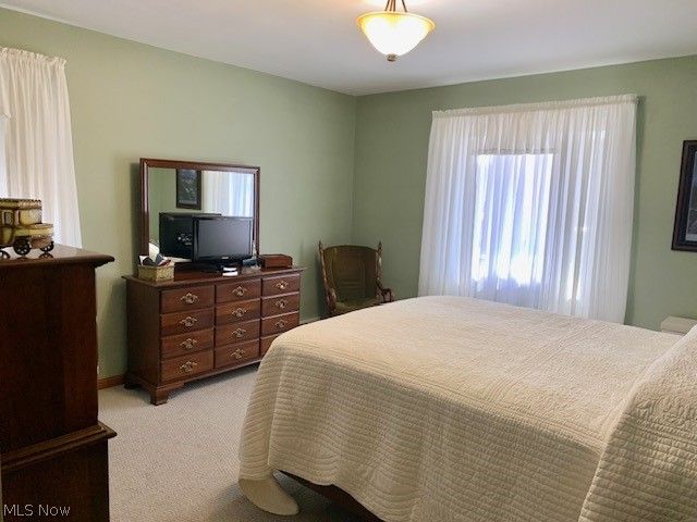 908 Banfield Avenue, Toronto, OH 43964