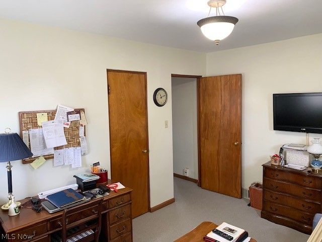 908 Banfield Avenue, Toronto, OH 43964