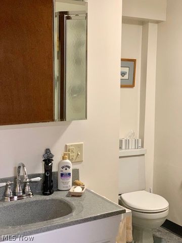 908 Banfield Avenue, Toronto, OH 43964