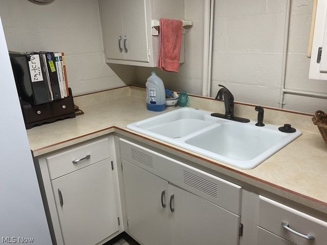 908 Banfield Avenue, Toronto, OH 43964